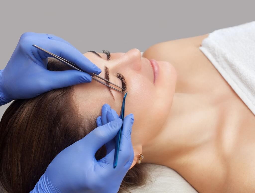 İpek Kirpik Uygulaması